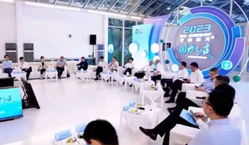 宝石娱乐股份上市2周年大事记.jpg